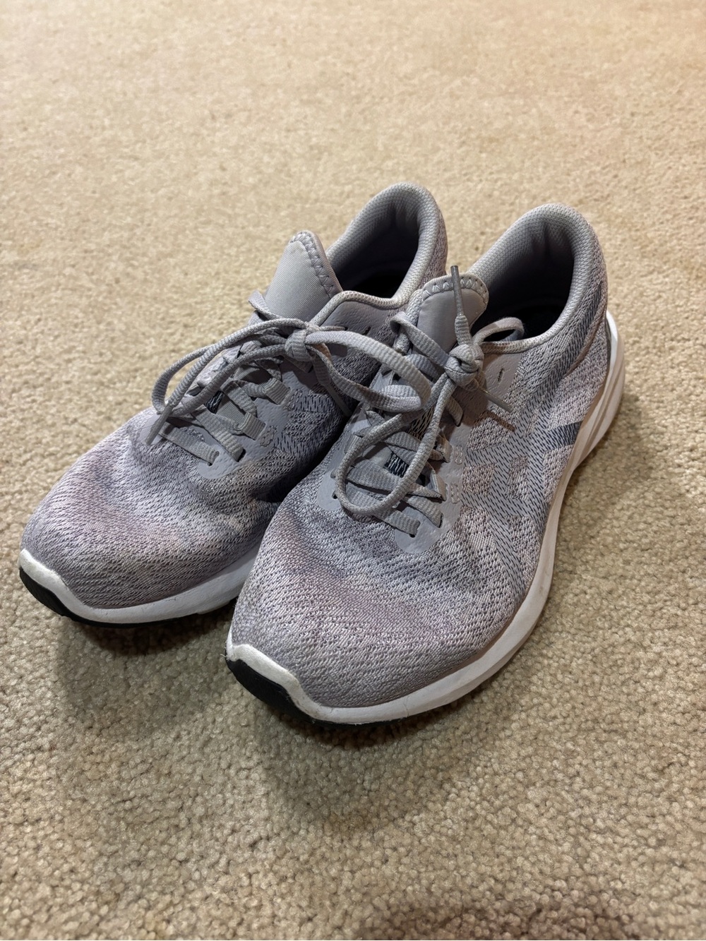 Light Gray/ Light Purple Women's Knit Running Shoes